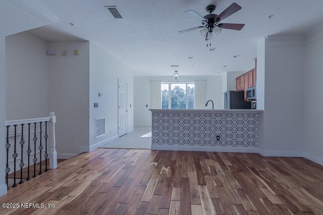 Building Photo - 4422 Capital Dome Dr