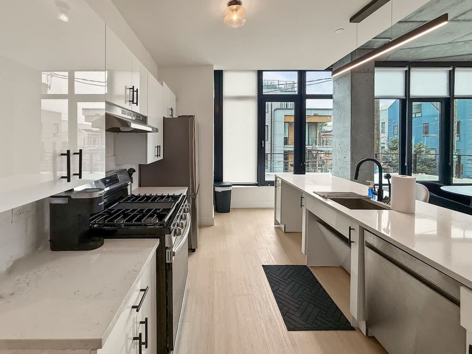 Building Photo - 1247 N 2nd St