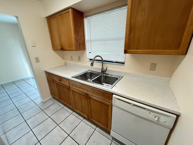 Building Photo - 4105 Inlet Cir
