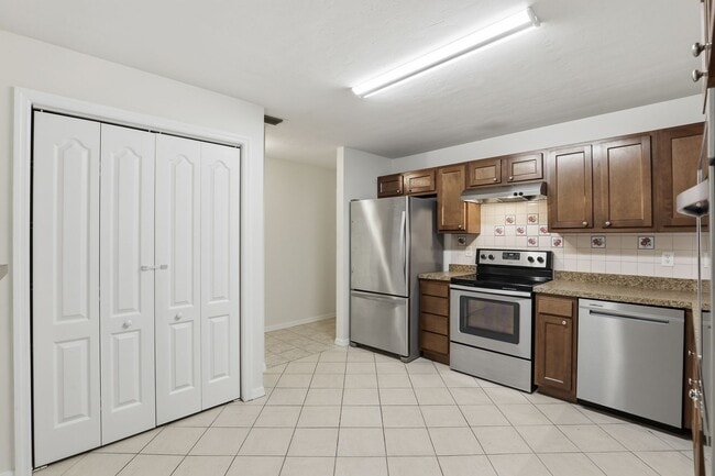 Building Photo - 3416 NW 63rd St