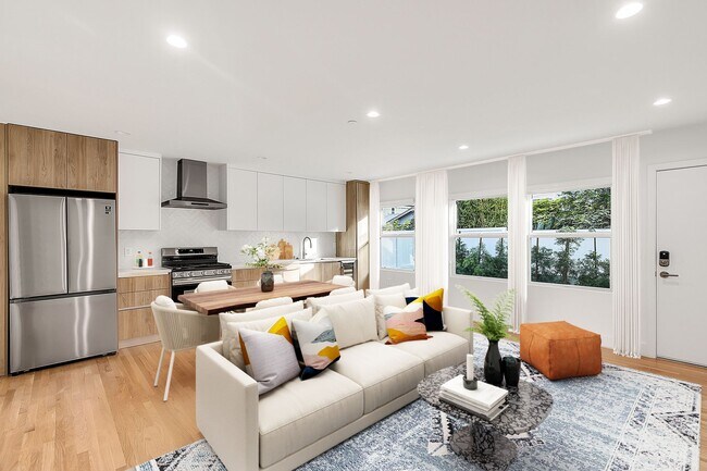 Building Photo - 1022 Pacific St