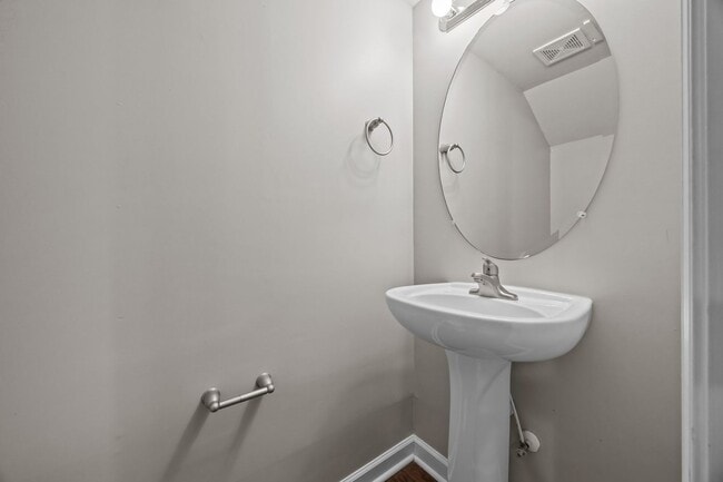 Building Photo - Welcome to Acorn Forest!