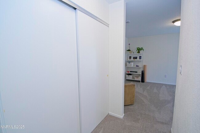Building Photo - 2855 Idlewild Dr