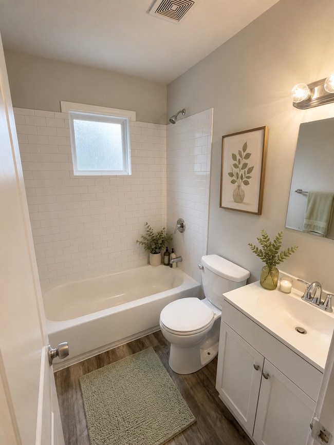 Building Photo - 5911 Lone Oak Dr SW