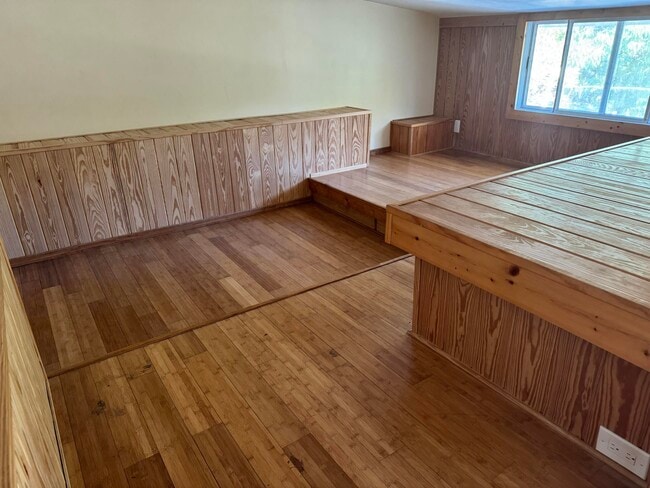 Building Photo - 5239 Club Rd