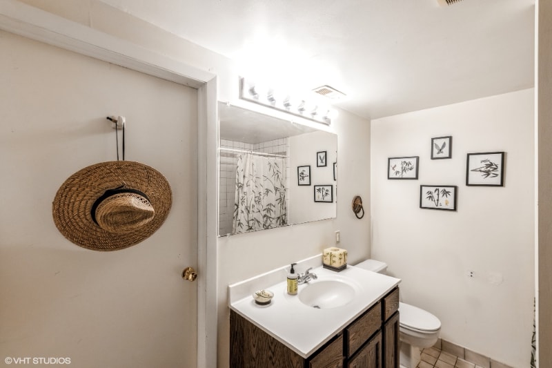 Building Photo - 7804 New London Dr