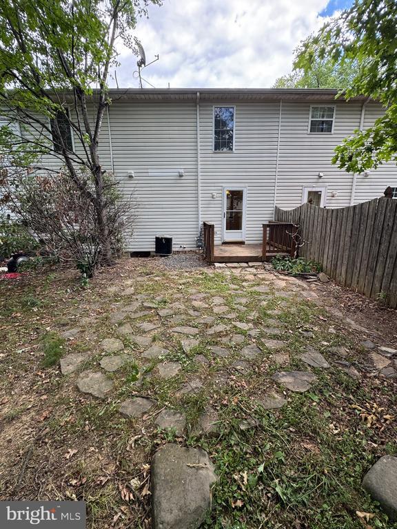 Building Photo - 219 Sherando Cir