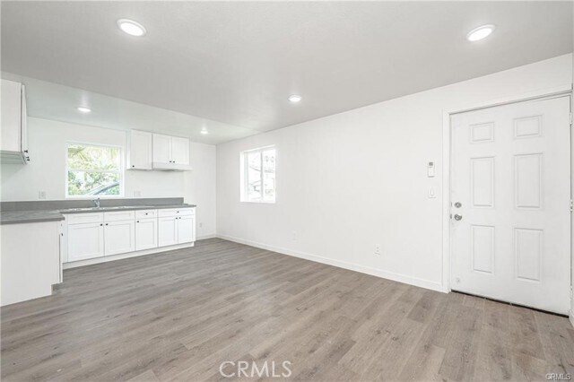 Building Photo - 250 E 79th St