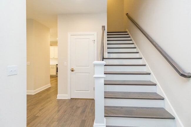 Building Photo - 10727 Clock Tower Dr