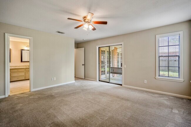 Building Photo - 3219 Fitzgerald Dr