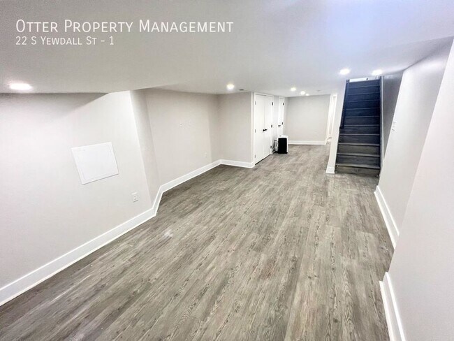 Building Photo - 22 S Yewdall St