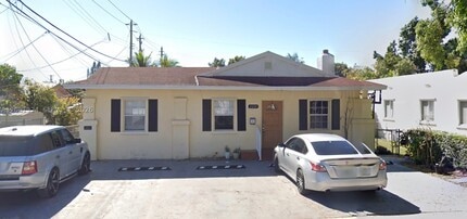 Building Photo - 2224 SW 11th St