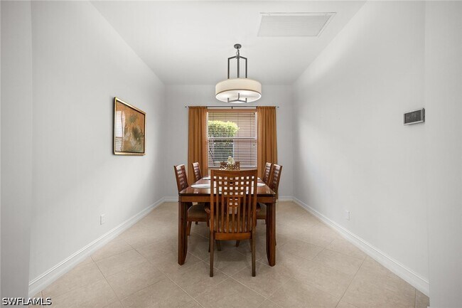 Building Photo - 7692 Cottesmore Dr