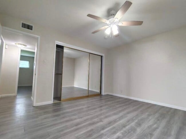 Building Photo - 4417 A Pkwy