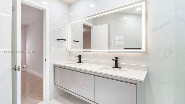 Building Photo - 2957 Quail Run Ln