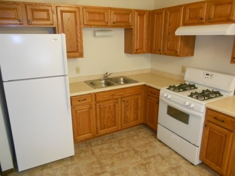 Building Photo - River Run Apartments
