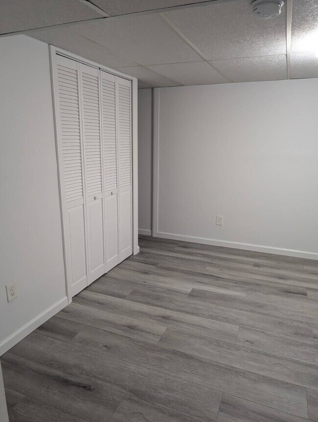 Building Photo - 132 Avondale Dr