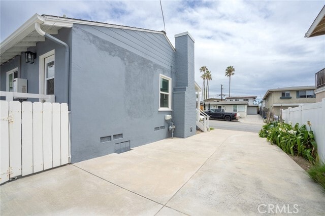 Building Photo - 230 Avenida Miramar