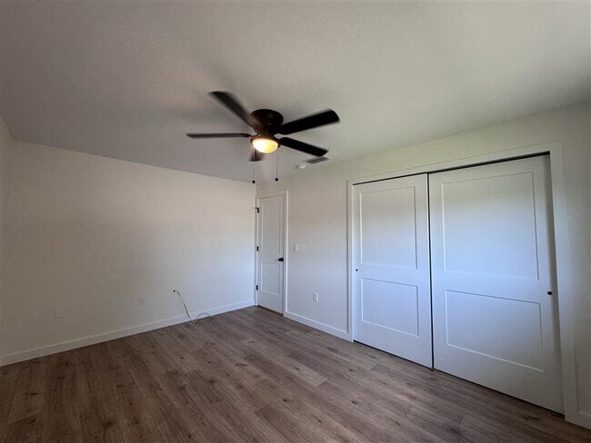 Building Photo - 1258 Barbara Dr