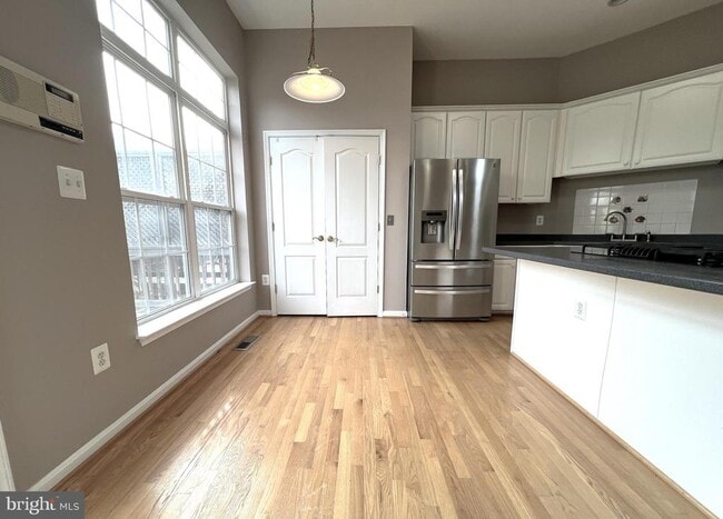 Building Photo - 13611 Acorn Hunt Pl