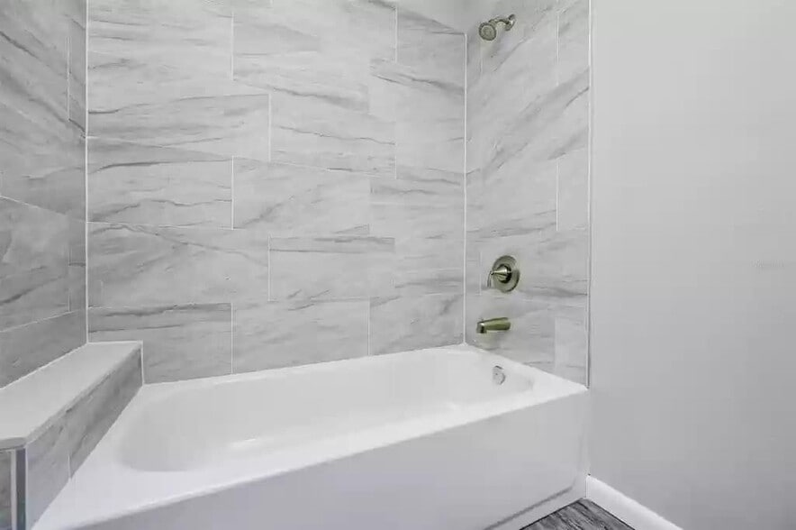 Building Photo - 3204 E Lambright St