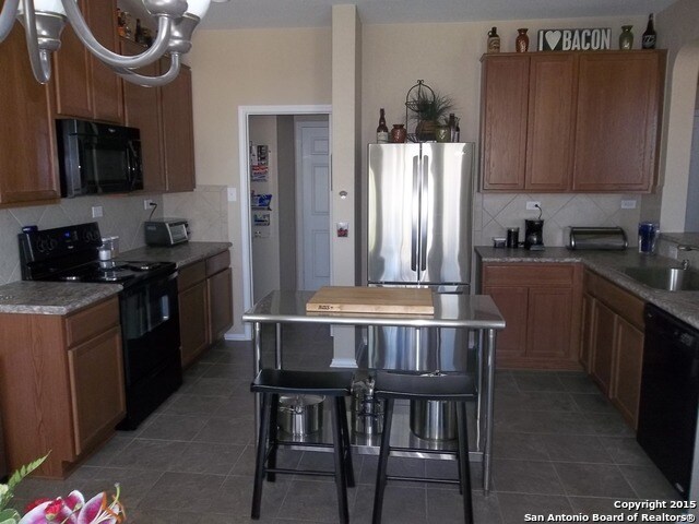 Building Photo - 6706 Loma Blanca