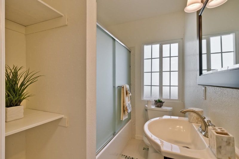 Building Photo - 21214 Montgomery Ave