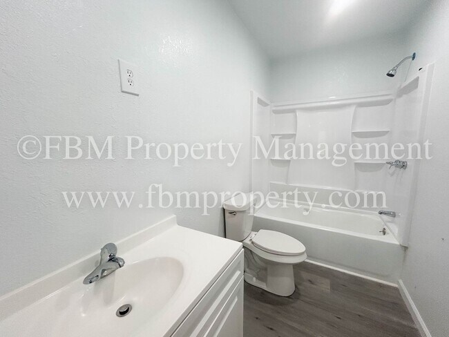 Building Photo - 101 Chaperial Rd