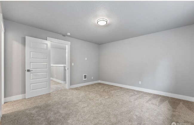 Building Photo - 1114 S Silver St