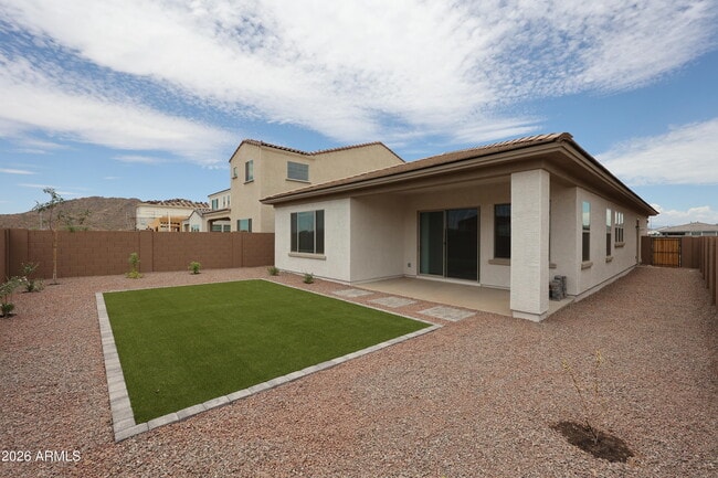 Building Photo - 7683 W Smoketree Dr