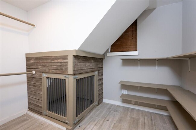 Building Photo - 1720 Marvin St NW