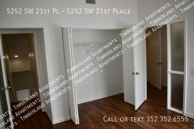 Building Photo - 5252 SW 21st Pl