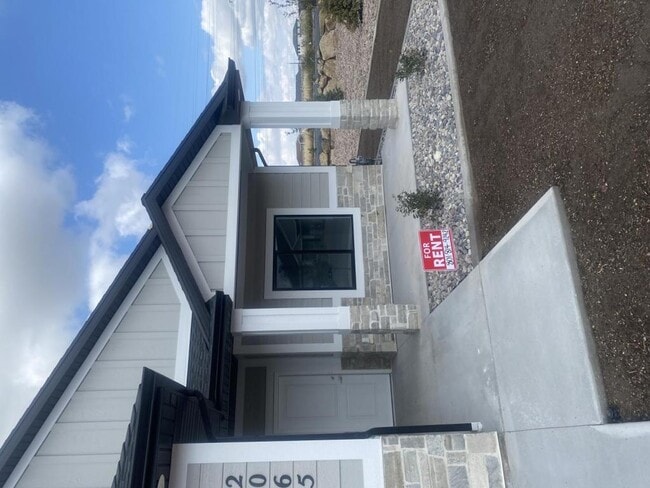 Building Photo - 2065 N 3125 W
