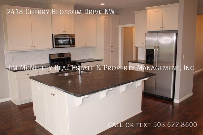 Building Photo - Sorry, no pets! Beautiful Home Available I...
