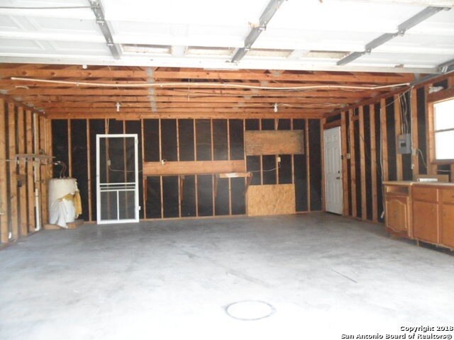Building Photo - 2834 Candlelight Dr