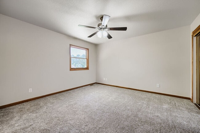 Building Photo - 2821 Serendipity Cir E
