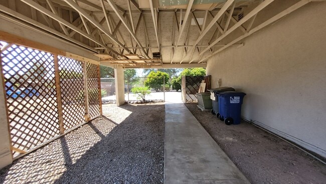 Building Photo - Beautifully Renovated Home In Ramona