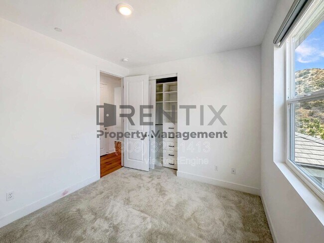 Building Photo - 19206 Blackthorn Dr
