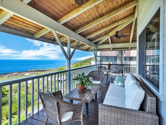 Building Photo - 2 Bedroom Home with Carport & Workshop & Beautiful Ocean Views!