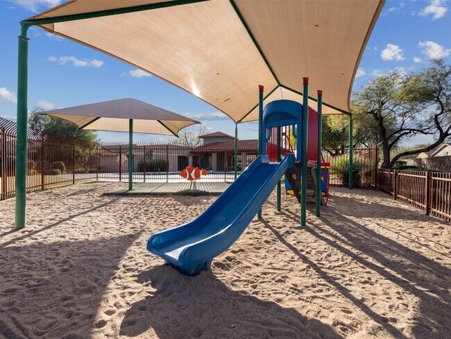 Building Photo - Double the splash- Private Gated Pool & Amenities-The best of both worlds!