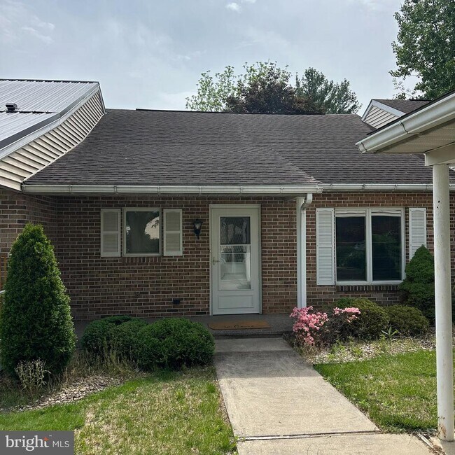Building Photo - 1186 Westgate Dr