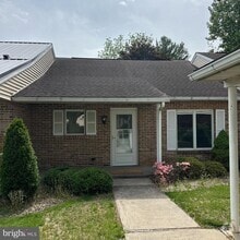 Building Photo - 1186 Westgate Dr