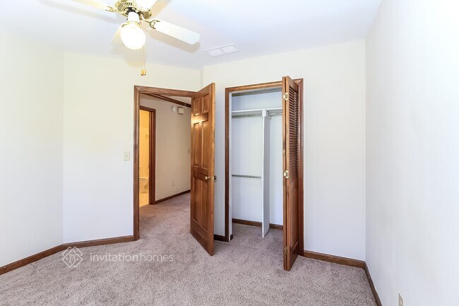 Building Photo - 3878 Brookside Pkwy
