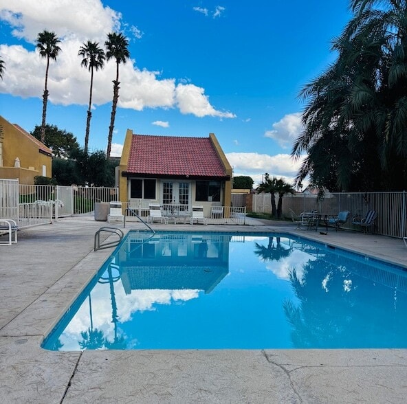 Building Photo - 32200 Cathedral Canyon Dr