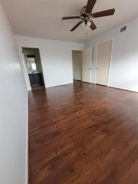 Building Photo - 7213 Beechnut St