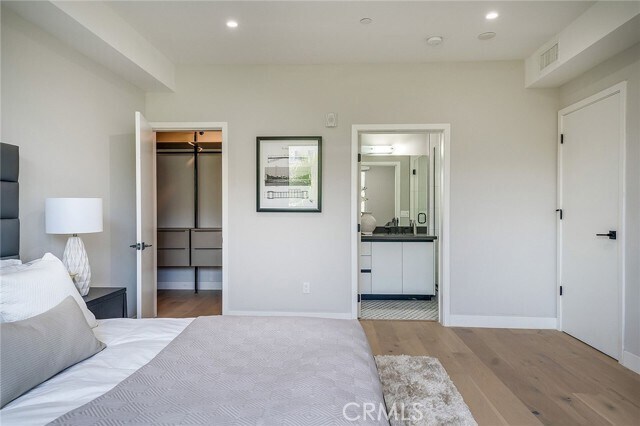 Building Photo - 1148 N Detroit St