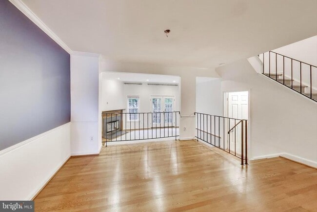 Building Photo - 1325 Chetworth Ct