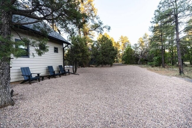 Building Photo - 710 N 39th Dr