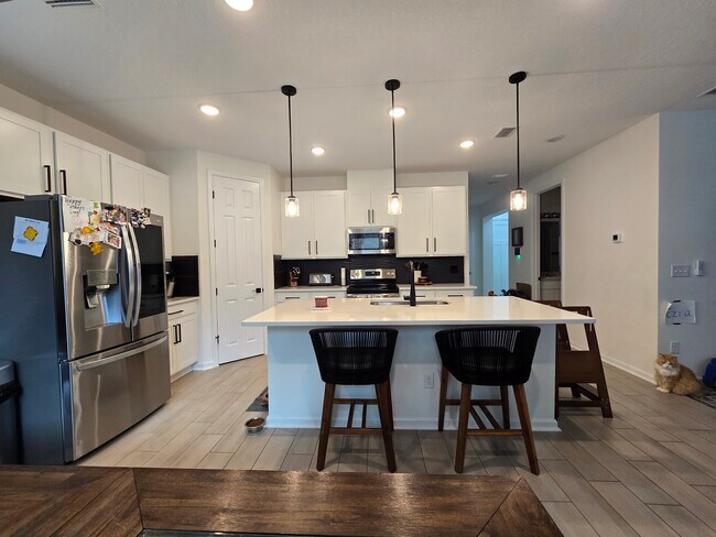 Building Photo - 7233 Mahogany Run Dr