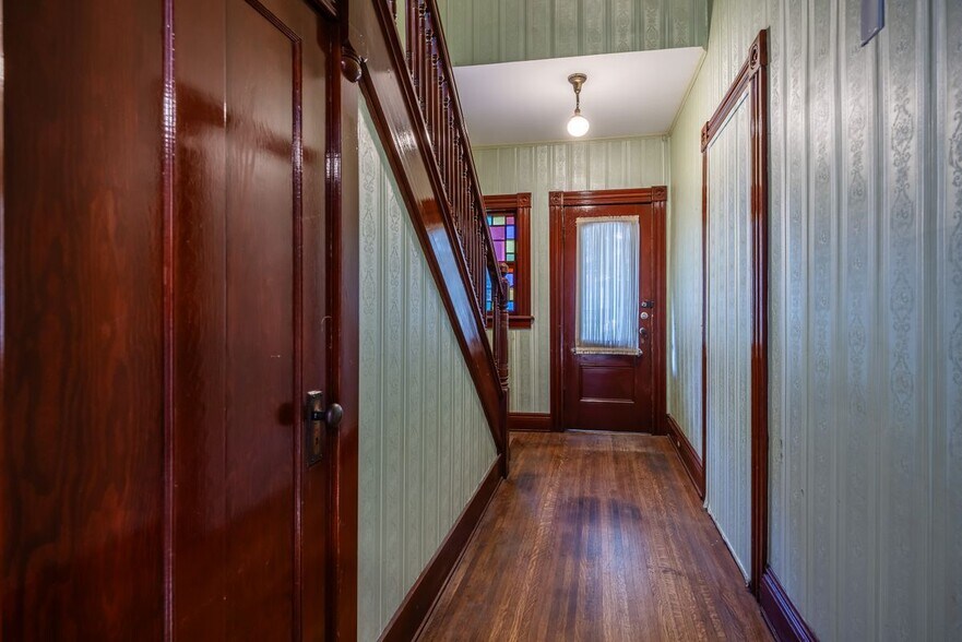 Building Photo - 78 Boardman St